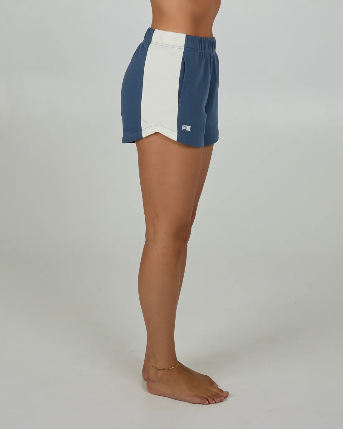 GONE SAILIN SHORT