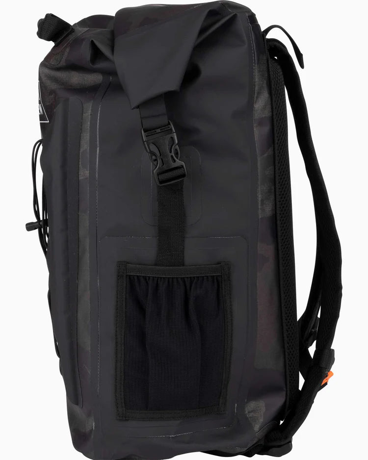 VOYAGER ROLL TOP BACKPACK